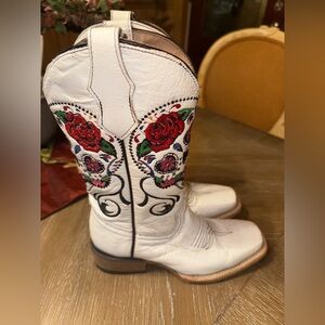Women Circle G by Corral White Leather Sugar Skull Cowboy Boots 2.5